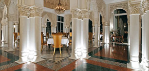 Majestueux patio de La Cour des Lions à Marrakech